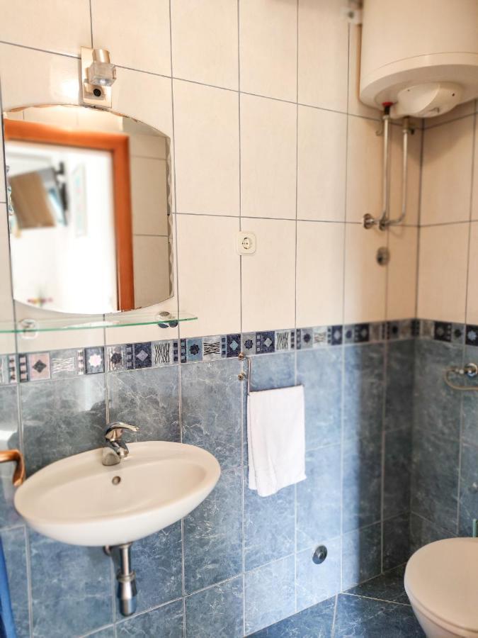 Apartments Kasalo Макарска Екстериор снимка