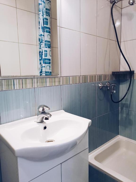 Apartments Kasalo Макарска Екстериор снимка